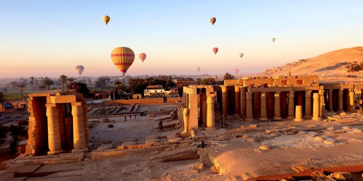 Louxor: 52 vols en montgolfière transportant 1150 touristes 2 - Le Progrès Egyptien Louxor: 52 vols en montgolfière transportant 1150 touristes 1 - Le Progrès Egyptien