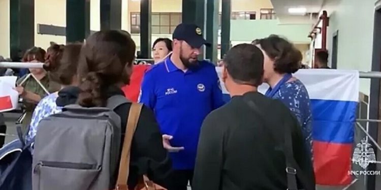 Gaza: 558 Russes évacués via le terminal de Rafah 2 - Le Progrès Egyptien Gaza: 558 Russes évacués via le terminal de Rafah 1 - Le Progrès Egyptien