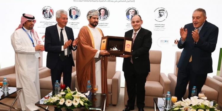 Entretien égypto-omanais sur le renforcement de la coopération économique 2 - Le Progrès Egyptien Entretien égypto-omanais sur le renforcement de la coopération économique 1 - Le Progrès Egyptien