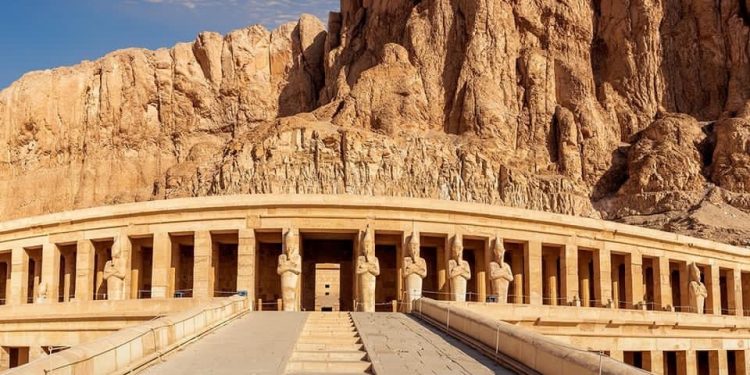 Opportunités prometteuses pour établir de grands projets touristiques 2 - Le Progrès Egyptien Opportunités prometteuses pour établir de grands projets touristiques 1 - Le Progrès Egyptien