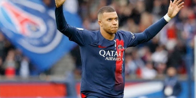 Mbappé - PSG : Une décision fracassante après le Ballon d’Or ? 2 - Le Progrès Egyptien Mbappé - PSG : Une décision fracassante après le Ballon d’Or ? 1 - Le Progrès Egyptien