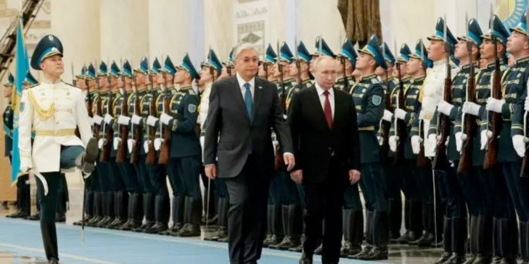 Poutine au Kazakhstan pour cimenter son influence 2 - Le Progrès Egyptien Poutine au Kazakhstan pour cimenter son influence 1 - Le Progrès Egyptien