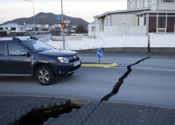 Islande : Possible éruption volcanique, les habitants évacués