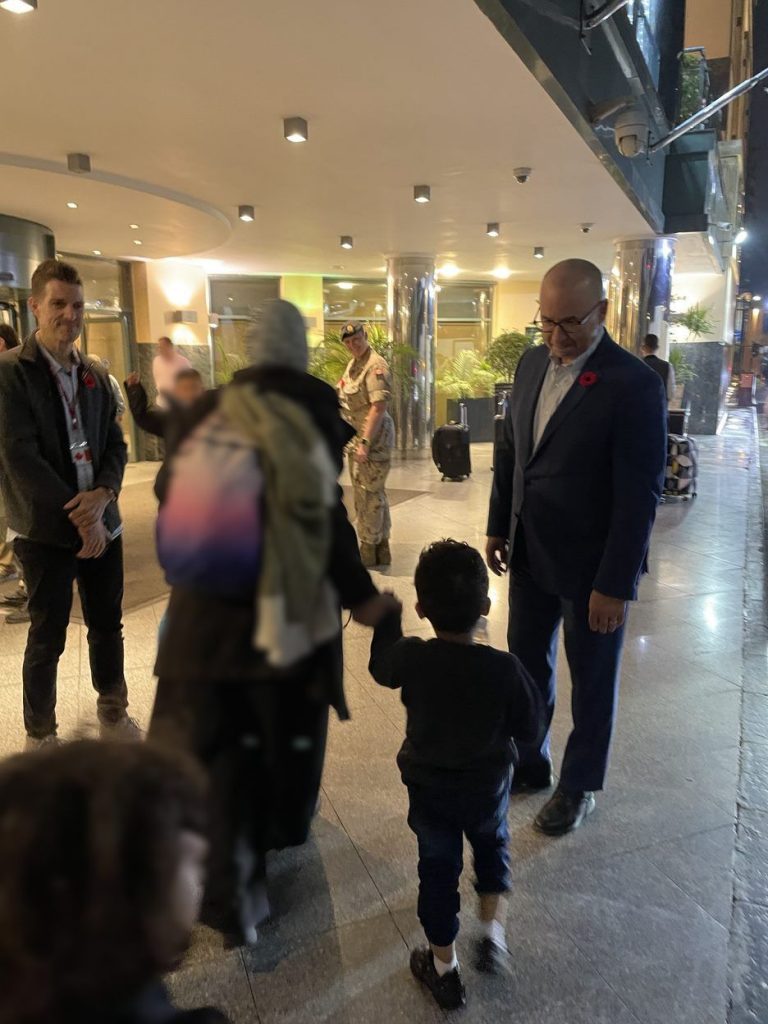 32 ressortissants canadiens arrivent de Gaza au Caire 4 - Le Progrès Egyptien 32 ressortissants canadiens arrivent de Gaza au Caire 3 - Le Progrès Egyptien