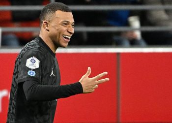Ligue 1: Le Paris SG monte sur la première marche