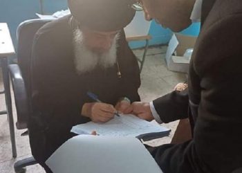 Présidentielles 2024: Le Secrétaire du Saint-Synode vote