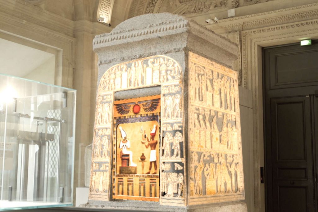 Comment Snapchat fait redécouvrir l'Égypte antique au Louvre 4 - Le Progrès Egyptien Comment Snapchat fait redécouvrir l'Égypte antique au Louvre 3 - Le Progrès Egyptien
