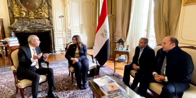 Guindi s'entretient avec des investisseurs égyptiens en France 2 - Le Progrès Egyptien Guindi s'entretient avec des investisseurs égyptiens en France 1 - Le Progrès Egyptien