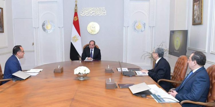 Al-Sissi : Faire de l'Égypte un axe d'économie d'hydrogène 2 - Le Progrès Egyptien Al-Sissi : Faire de l'Égypte un axe d'économie d'hydrogène 1 - Le Progrès Egyptien