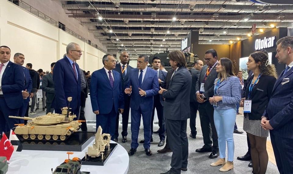 EDEX 2023 : Le ministre de la Production militaire visite nombre de pavillons 2 - Le Progrès Egyptien EDEX 2023 : Le ministre de la Production militaire visite nombre de pavillons 1 - Le Progrès Egyptien