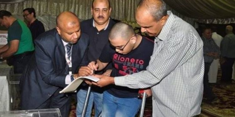 Vote facile aux présidentielles à l'étranger pour les personnes aux besoins spécifiques 2 - Le Progrès Egyptien Vote facile aux présidentielles à l'étranger pour les personnes aux besoins spécifiques 1 - Le Progrès Egyptien