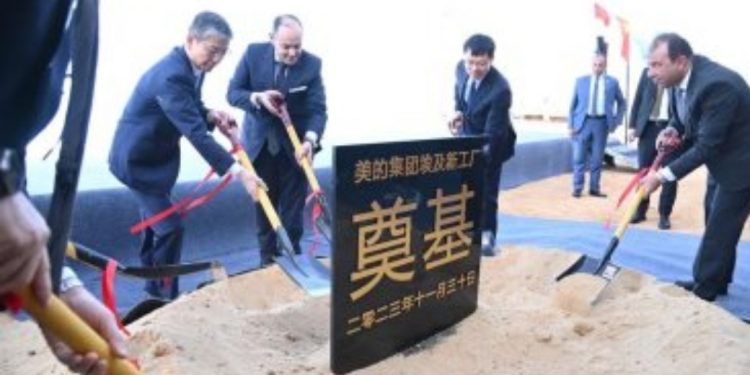 Première pierre du groupe des usines de Midea 2 - Le Progrès Egyptien Première pierre du groupe des usines de Midea 1 - Le Progrès Egyptien