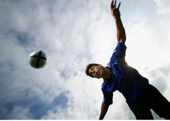 Le jeu de tête au football est lié à un déclin des fonctions cérébrales