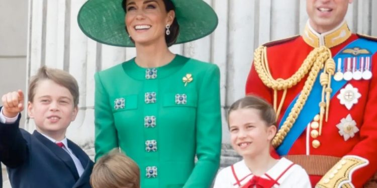 George, Charlotte et Louis : Sorties et pitreries, une année en images 1 - Le Progrès Egyptien