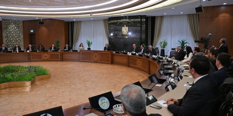 Examen du plan pour encourager le secteur touristique 2 - Le Progrès Egyptien Examen du plan pour encourager le secteur touristique 1 - Le Progrès Egyptien