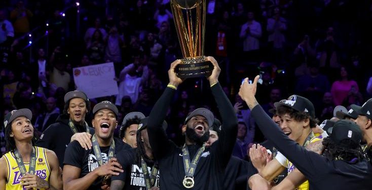 Coupe NBA : LeBron James soulève un trophée tout neuf 2 - Le Progrès Egyptien Coupe NBA : LeBron James soulève un trophée tout neuf 1 - Le Progrès Egyptien