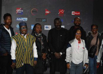 Examen du plan pour encourager le secteur touristique