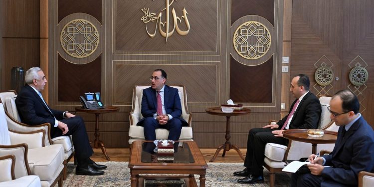 Madbouli : Intérêt à renforcer les relations historiques avec l’Irak 2 - Le Progrès Egyptien Madbouli : Intérêt à renforcer les relations historiques avec l’Irak 1 - Le Progrès Egyptien