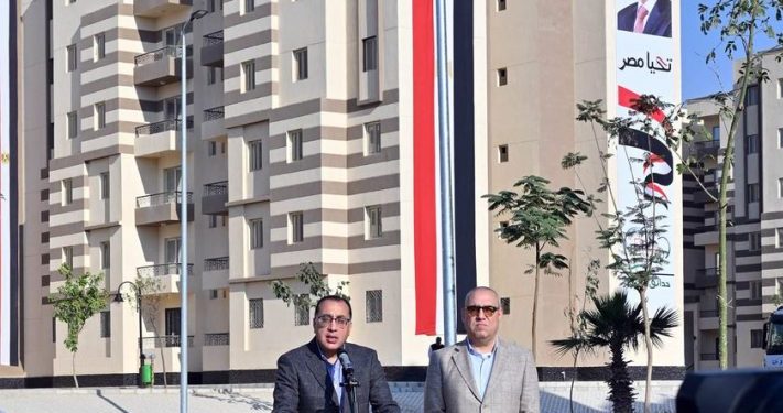 Jardins d’Octobre : Remise de contrats de logement de l’initiative présidentielle 2 - Le Progrès Egyptien Jardins d’Octobre : Remise de contrats de logement de l’initiative présidentielle 1 - Le Progrès Egyptien