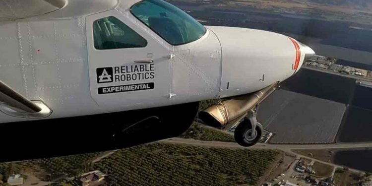 Un avion cargo vole sans pilote 1 - Le Progrès Egyptien