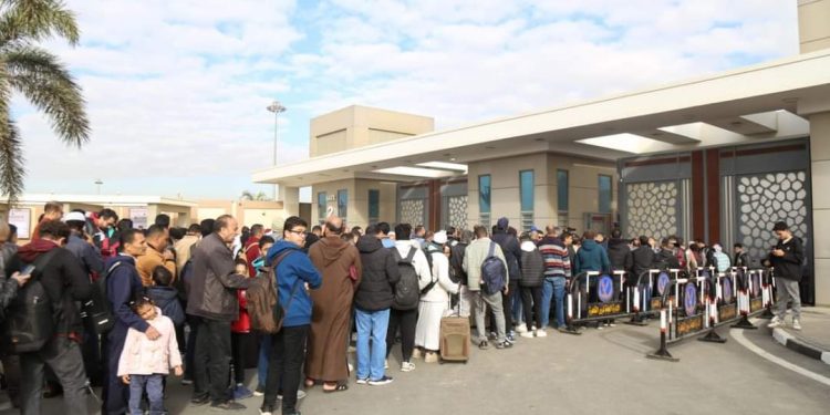 Grand afflux du public à la FILC pour la 3e journée consécutive 2 - Le Progrès Egyptien Grand afflux du public à la FILC pour la 3e journée consécutive 1 - Le Progrès Egyptien