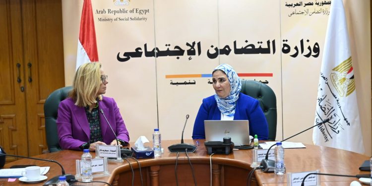 Al-Qabbaj reçoit la coordinatrice de la réponse humanitaire et de la reconstruction à Gaza 2 - Le Progrès Egyptien Al-Qabbaj reçoit la coordinatrice de la réponse humanitaire et de la reconstruction à Gaza 1 - Le Progrès Egyptien