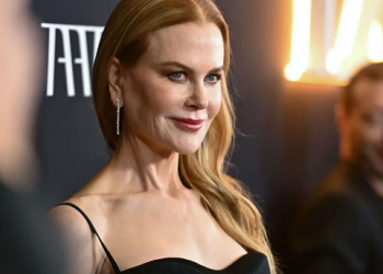 Nicole Kidman fait se tourner les têtes