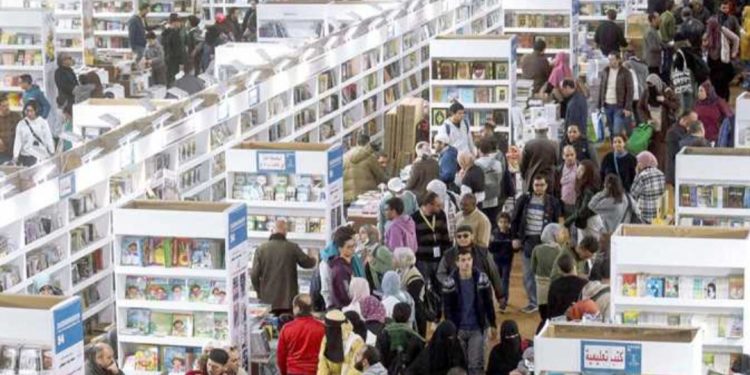 L'affluence massive du public au Salon du livre reflète la conscience des Égyptiens 2 - Le Progrès Egyptien L'affluence massive du public au Salon du livre reflète la conscience des Égyptiens 1 - Le Progrès Egyptien