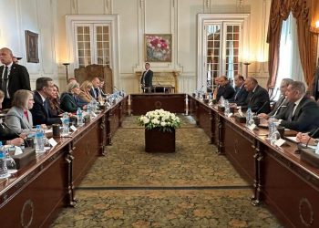 Choucri lors des entretiens avec une délégation de parlementaires américains