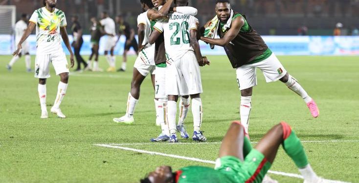CAN: le Mali écarte le Burkina et affrontera la Côte d'Ivoire en quarts 2 - Le Progrès Egyptien CAN: le Mali écarte le Burkina et affrontera la Côte d'Ivoire en quarts 1 - Le Progrès Egyptien