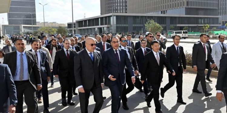 Remise de 3 premières tours du quartier central des affaires de la NCA 1 - Le Progrès Egyptien