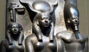 Le Projet du Siècle: Revêtement de la Pyramide de Mykérinos 8 - Le Progrès Egyptien Le Projet du Siècle: Revêtement de la Pyramide de Mykérinos 7 - Le Progrès Egyptien