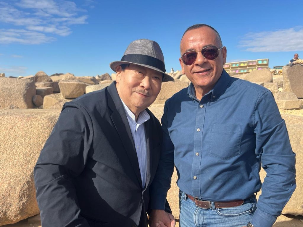 Le Projet du Siècle: Revêtement de la Pyramide de Mykérinos 4 - Le Progrès Egyptien Le Projet du Siècle: Revêtement de la Pyramide de Mykérinos 3 - Le Progrès Egyptien