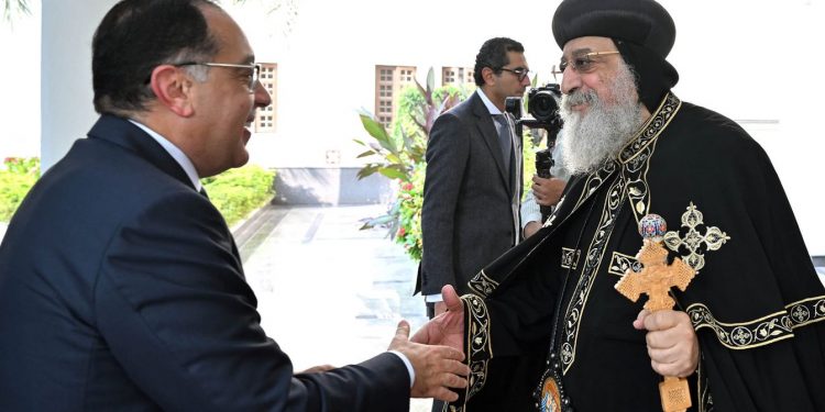 Noël copte : Madbouli adresse ses voeux au Pape Tawadros II 1 - Le Progrès Egyptien
