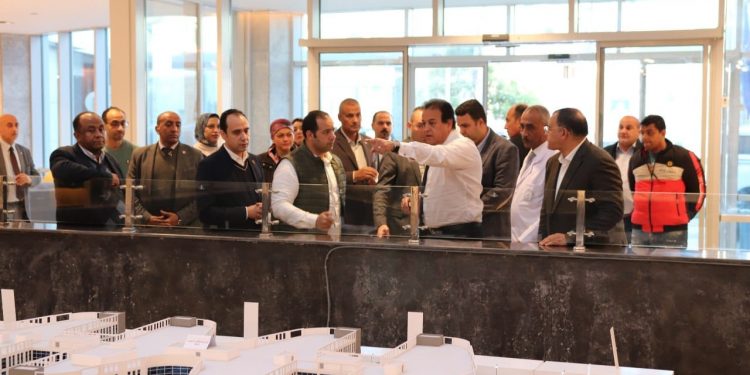 Visite inopinée du ministre de la Santé au complexe médical de Suez 1 - Le Progrès Egyptien