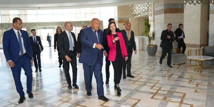 Les ministres des AE d'Egypte et de Bulgarie affirment la profondeur des relations bilatérales 2 - Le Progrès Egyptien Les ministres des AE d'Egypte et de Bulgarie affirment la profondeur des relations bilatérales 1 - Le Progrès Egyptien