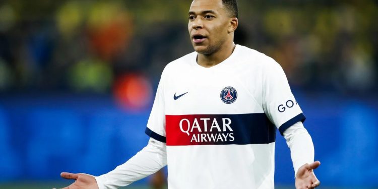PSG : Mbappé abattu, Haaland jubile 2 - Le Progrès Egyptien PSG : Mbappé abattu, Haaland jubile 1 - Le Progrès Egyptien