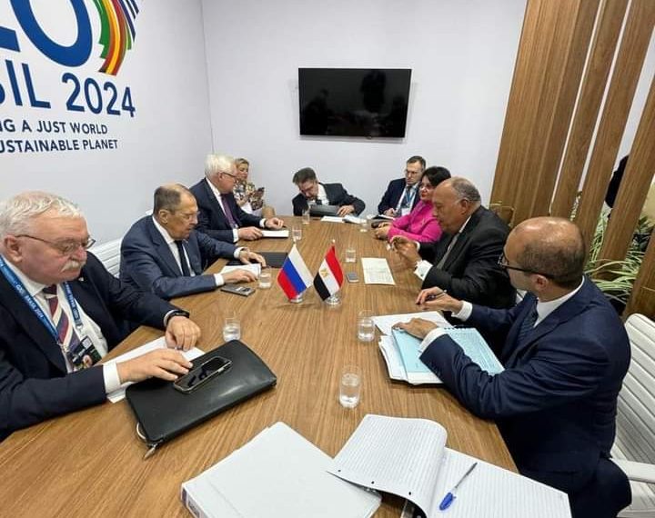 Réunions du G20: Choucri s'entretient avec Lavrov 2 - Le Progrès Egyptien Réunions du G20: Choucri s'entretient avec Lavrov 1 - Le Progrès Egyptien
