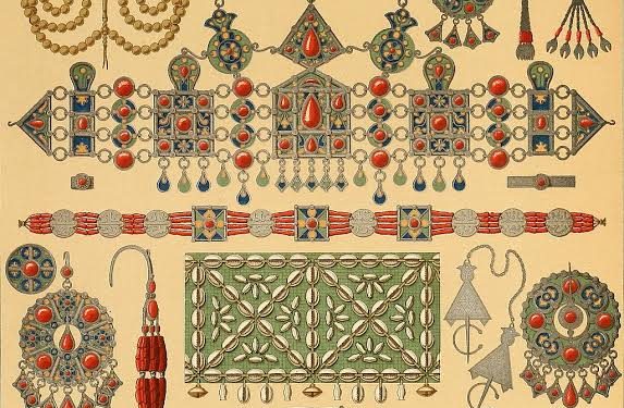 Parures et bijoux : Éclat culturel et symbolique traditionnel 1 - Le Progrès Egyptien