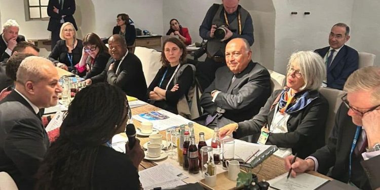 Sameh Choucri juge nécessaire de faire entendre la voix de l'Afrique sur la scène internationale 2 - Le Progrès Egyptien Sameh Choucri juge nécessaire de faire entendre la voix de l'Afrique sur la scène internationale 1 - Le Progrès Egyptien