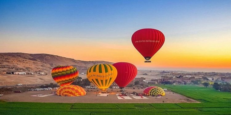 Louxor : 46 vols en montgolfière transportant 1280 touristes 2 - Le Progrès Egyptien Louxor : 46 vols en montgolfière transportant 1280 touristes 1 - Le Progrès Egyptien