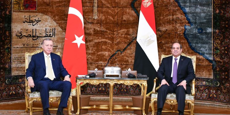 Le Président turc quitte Le Caire au terme de sa visite officielle 2 - Le Progrès Egyptien Le Président turc quitte Le Caire au terme de sa visite officielle 1 - Le Progrès Egyptien