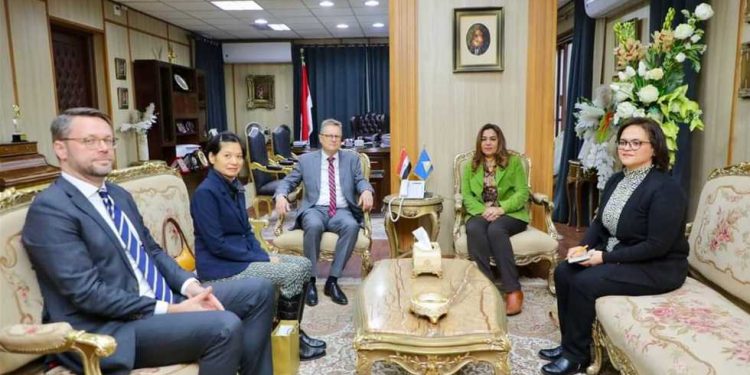 La gouverneure de Damiette s’entretient avec l’ambassadeur allemand 2 - Le Progrès Egyptien La gouverneure de Damiette s’entretient avec l’ambassadeur allemand 1 - Le Progrès Egyptien