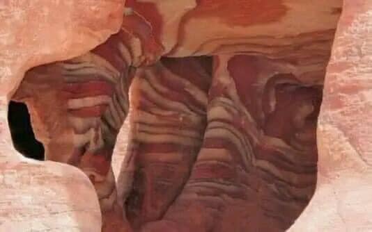Le Canyon coloré, l'une des merveilles naturelles du Sinaï 6 - Le Progrès Egyptien Le Canyon coloré, l'une des merveilles naturelles du Sinaï 5 - Le Progrès Egyptien