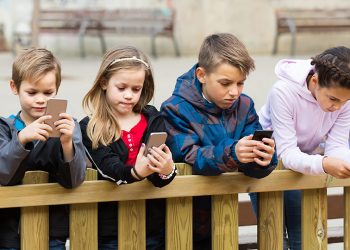 Les réseaux sociaux, un danger sur la santé psychologique et mentale des enfants