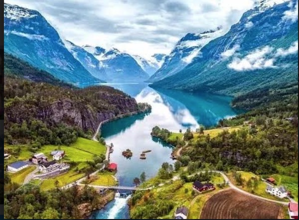 Les pays les plus heureux du monde 11 - Le Progrès Egyptien