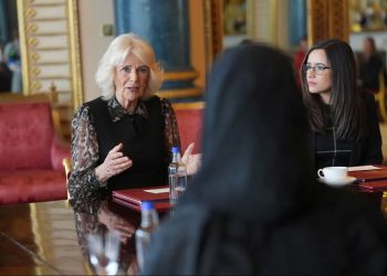 La reine Camilla, première de la famille royale à reprendre du service