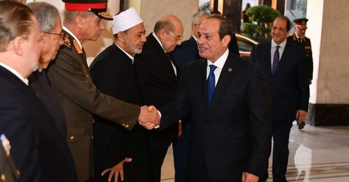 Al-Sissi arrive au siège du banquet d'Iftar de "La famille égyptienne" 1 - Le Progrès Egyptien