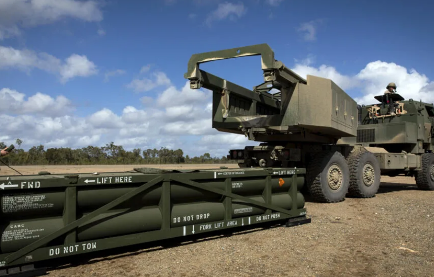 Guerre: Les USA ont discrètement livré des missiles longue portée à Kiev 1 - Le Progrès Egyptien