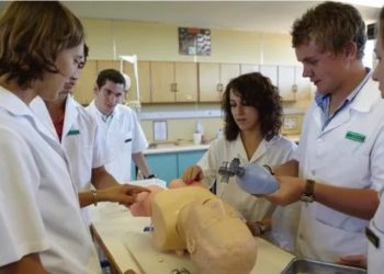 France: Débat sur l’augmentation du nombre d’étudiants en médecine